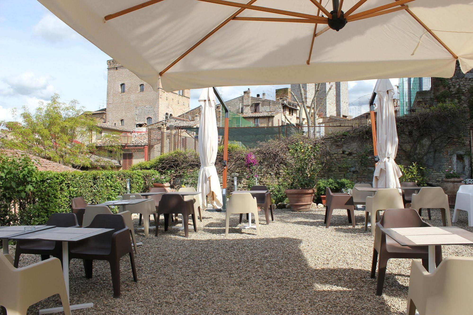 La Mandragola Bed & Breakfast 2*